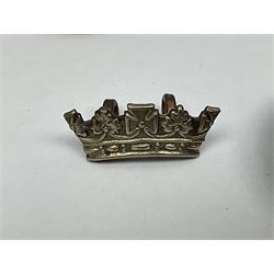 Two Services Rendered badges Nos.B23060 and B201341; two MSO BAOR (Mixed Services Organisation British Army of the Rhine) badges; small quantity of shoulder titles, lapel/sweetheart brooches, buttons and non-military related items