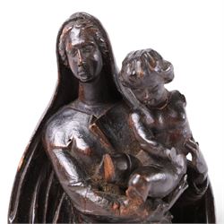 18th century carving depicting the Madonna and Child, H31cm