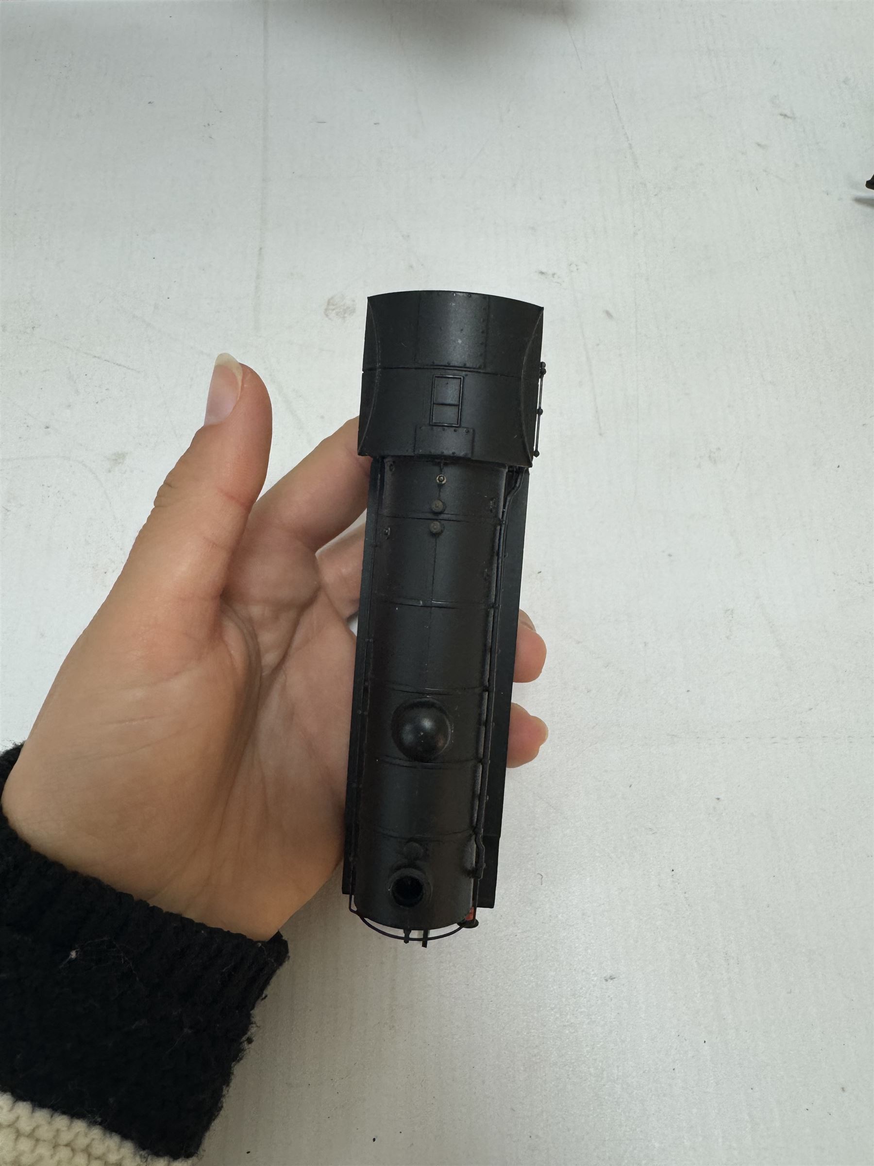 Four Bachmann Branch Line ‘00’ gauge Gresley J39 Class 0-6-0 locomotives, comprising 31851 no.64964 in BR black livery with early crest, 31851A no. 64958 in BR black with early emblem, 31852 no. 64967 in BR black with late crest and 31852A no. 64970 in BR black with late crest, all boxed 