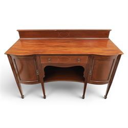 Edwardian mahogany and satinwood sideboard, shaped top with galleried back, with freize drawer flanked by two cabinets, united by undertier, raised on square tapering supports terminating in spade feet