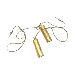 19th century mahogany cased Magneto type electric shock therapy machine with Improved Magnetic Indicator to the lid, L26cm  