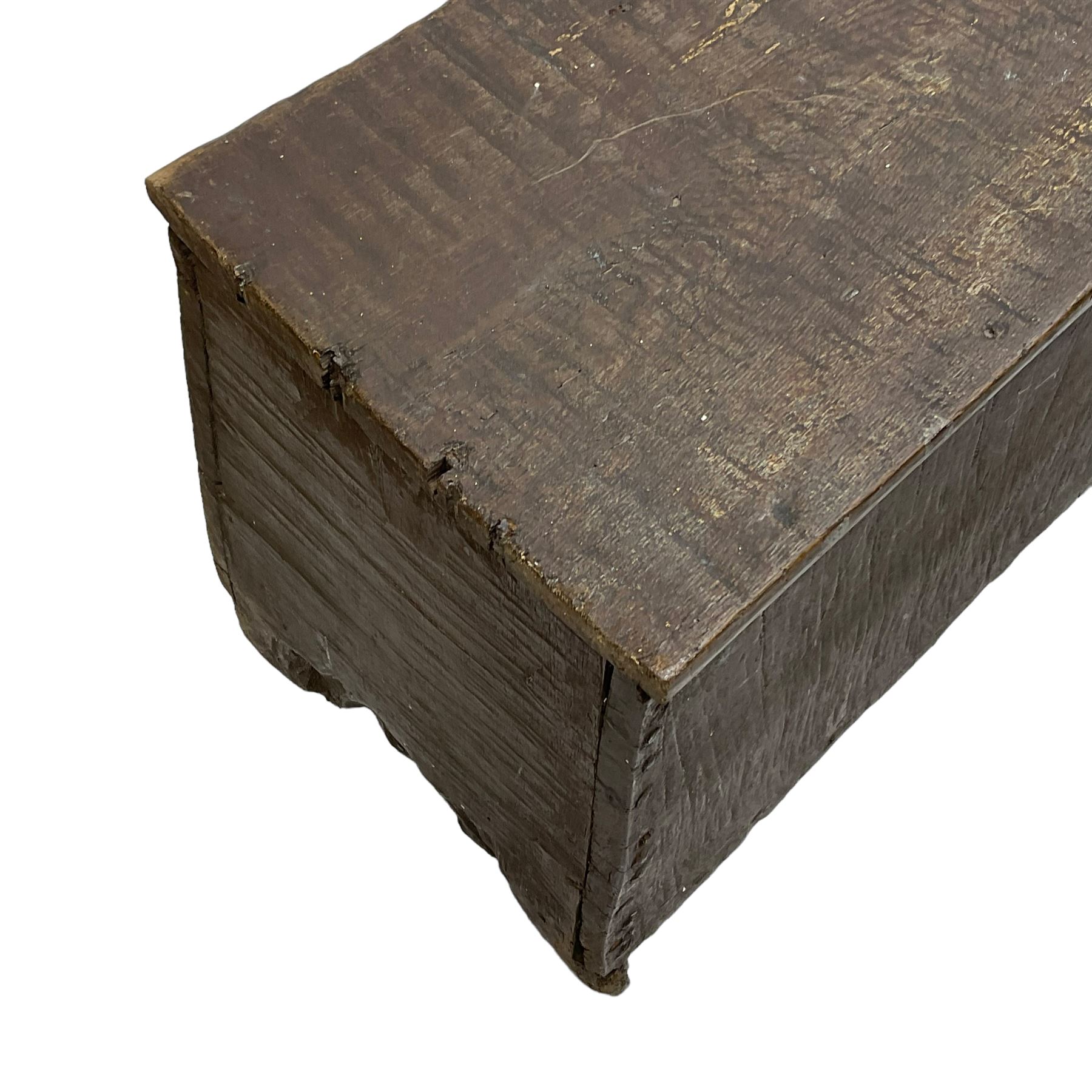 16th/17th century oak six plank boarded kist 