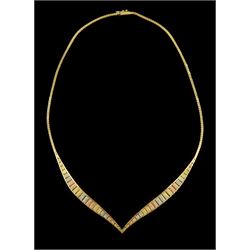18ct white, yellow and rose gold link necklace, stamped 750
