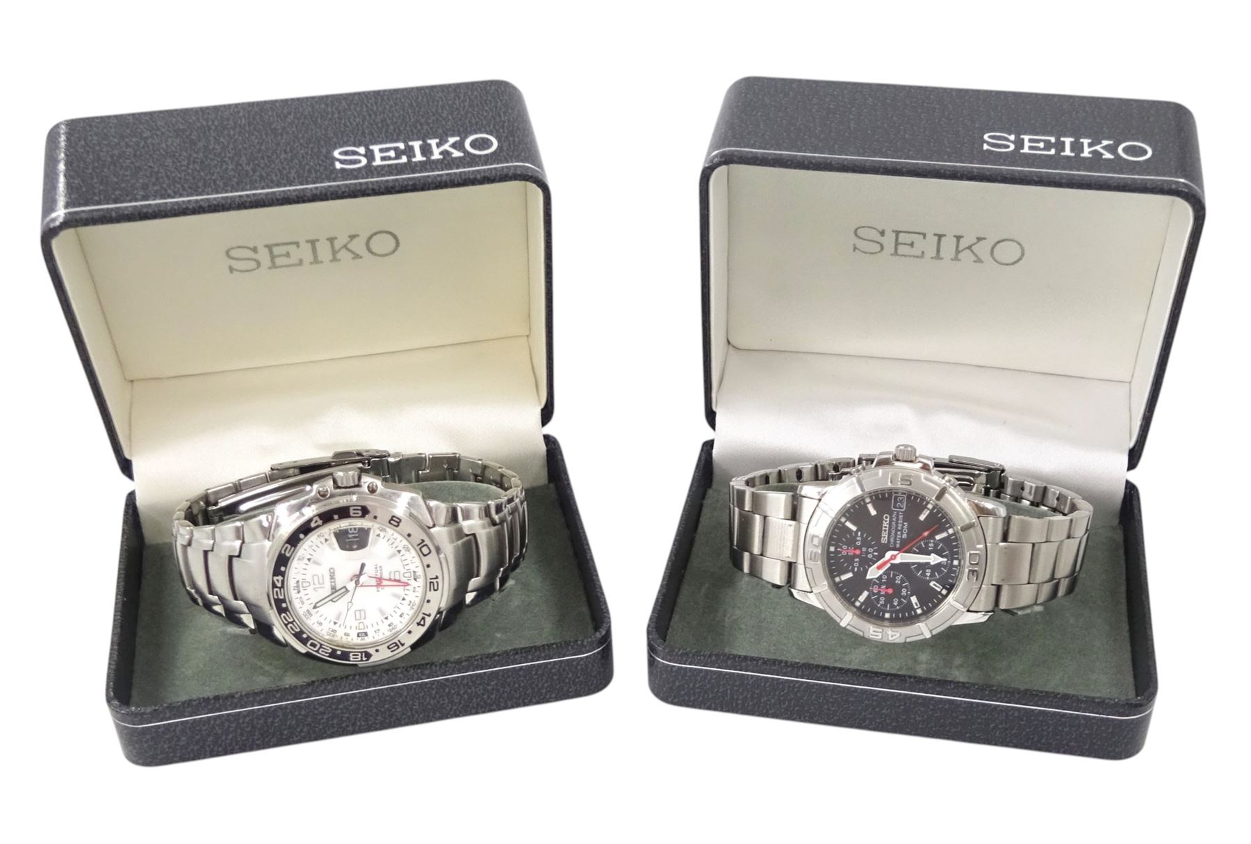 Seiko gentleman's stainless steel quartz chronograph wristwatch, Ref. V657-8069 and one other Seiko Perpetual calendar wristwatch, Ref. 8F56-0030, both boxed