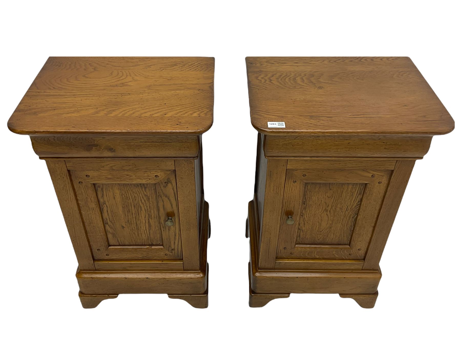 Barre Dugue - Pair of French oak bedside cabinets, single drawer and cupboard
