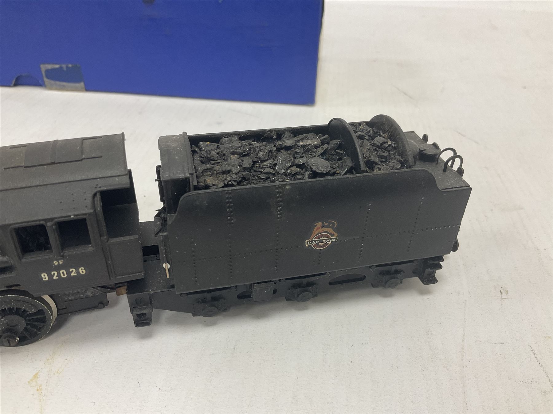 ‘00’ gauge - kit built S&DJR/LMS/BR 2-8-0 no.53807 steam locomotive and tender, finished in BR black with DJH Models box; with further kit built Standard Class 9F 2-10-0 steam locomotive and tender no.92026 finished in BR black (2) 