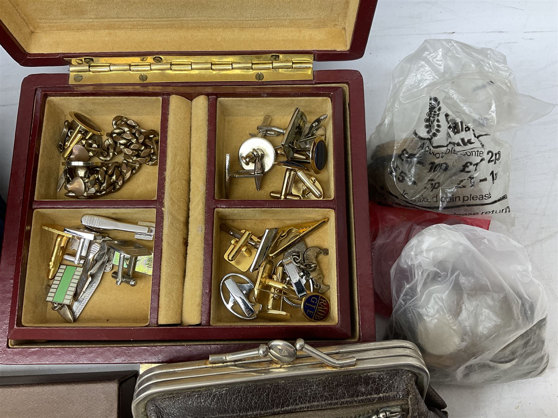 Collection of costume jewellery to include Giani Giorgio watch, Seiko pendent clock, cufflinks, necklace, earrings etc   