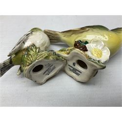 Group of Beswick figures of birds, comprising kingfisher no 2371, thrush no 2308, owl no 2026, and nine smaller bird figures to include greenfinch, wren etc