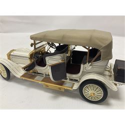 Franklin Mint - six 1:24 scale die-cast Rolls-Royce models comprising 1907 Rolls-Royce ‘The Silver Ghost’, boxed with original packaging and paperwork, 1929 Rolls-Royce ‘Phantom I’ with original packing, 1914 Rolls-Royce, 1911 Rolls-Royce, 1955 Rolls-Royce ‘Silver Cloud 1’, and 1992 Rolls-Royce Corniche IV 