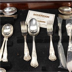 Canteen of silver plated Kings pattern cutlery for eight covers, boxed (not complete)