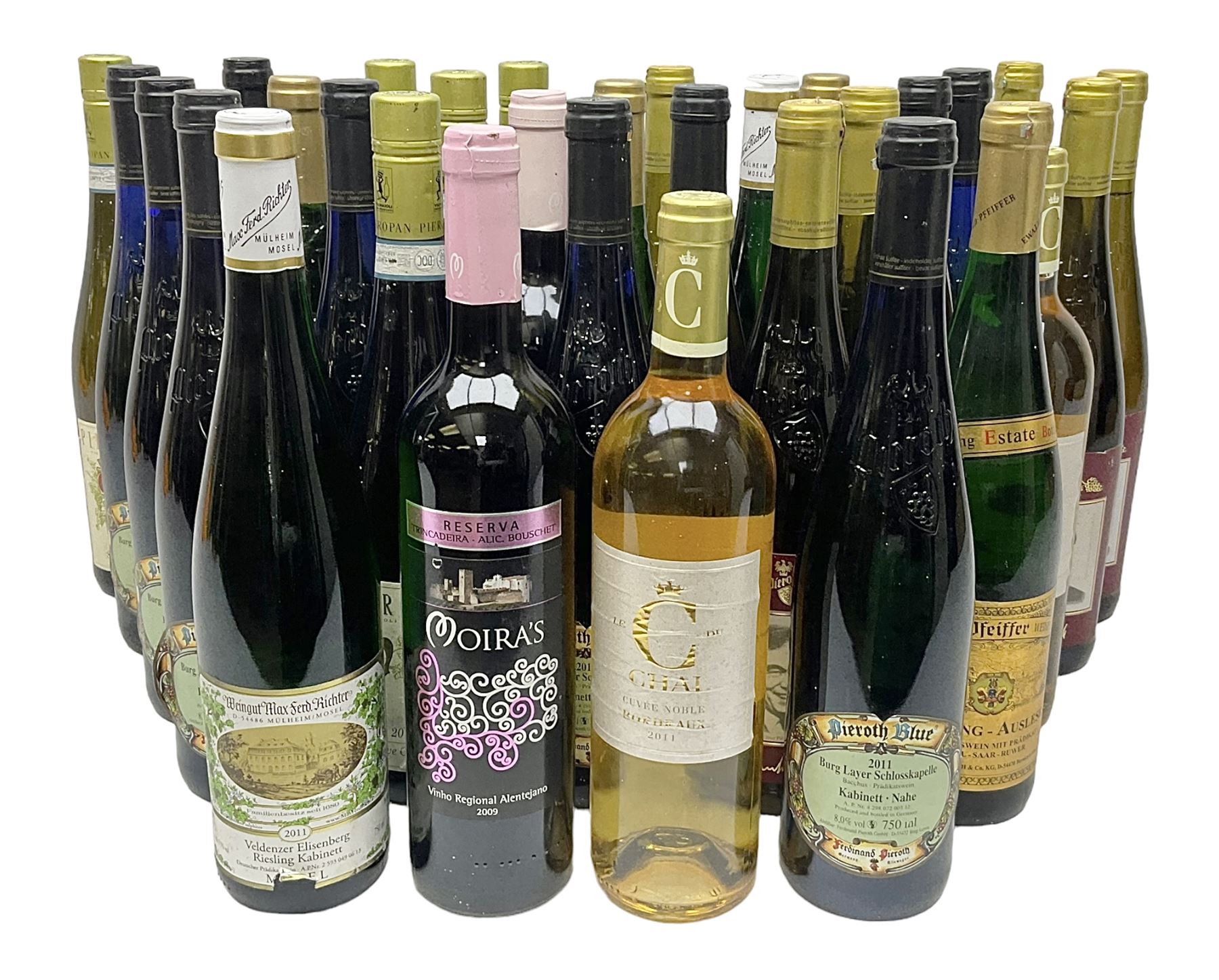 Mixed wine, including Pieroth Blue 2011, Kabinett, Moira's 2009  Reserva, Chai 2011 Bordeaux, etc, various content and proof (31)