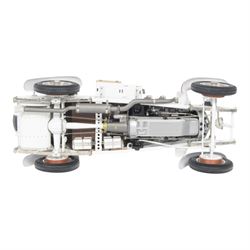 Limited edition CMC 1:18 scale diecast model car no.M055 Mercedes Benz SSKL Sieger bei der Mille Miglia 1931 racing no. 87 in white and red, boxed
