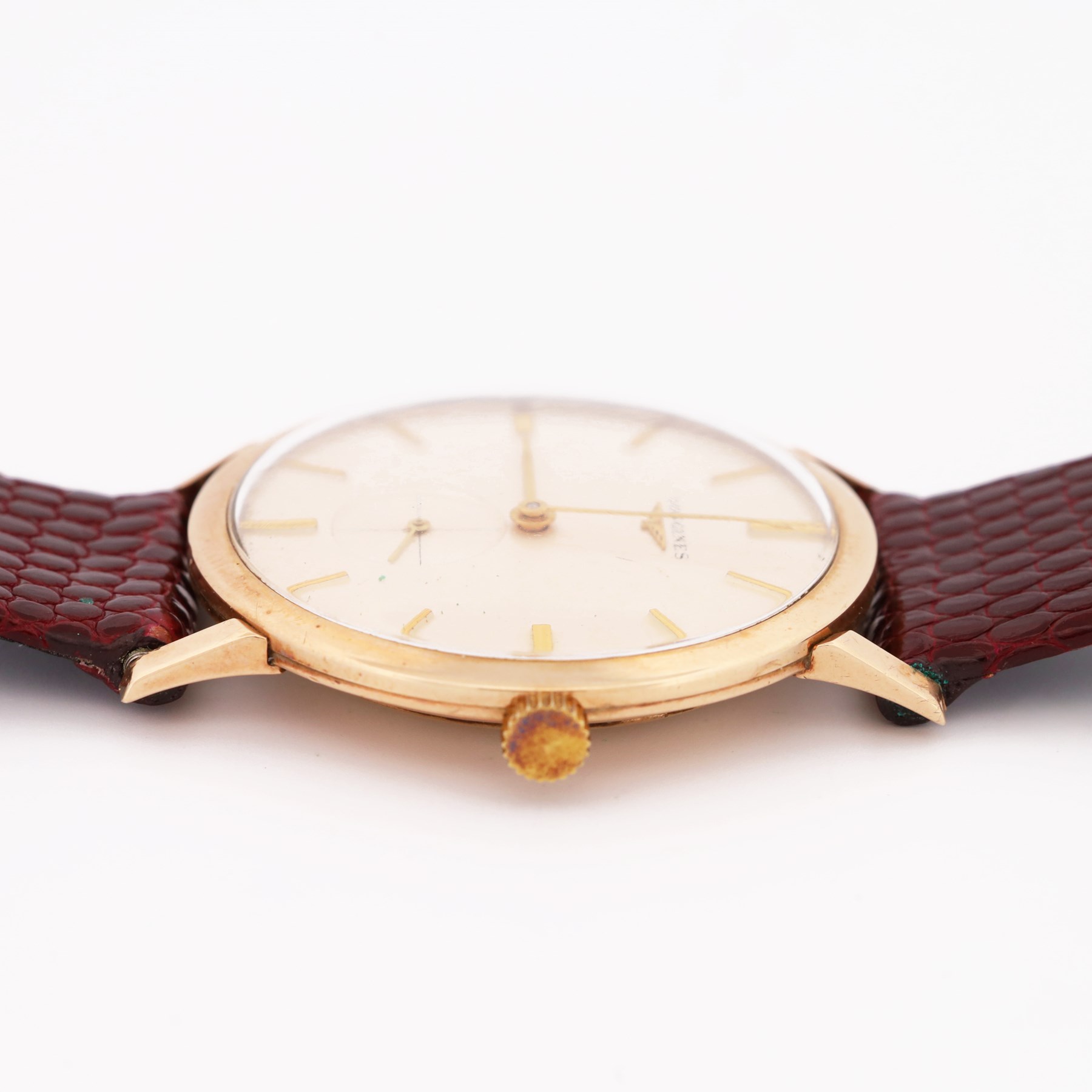 Longines gentleman's 9ct gold manual wind presentation wristwatch, Cal. 19.4, silvered dial with baton hour markers and subsidiary seconds dial, London 1960, on burgundy lizard strap