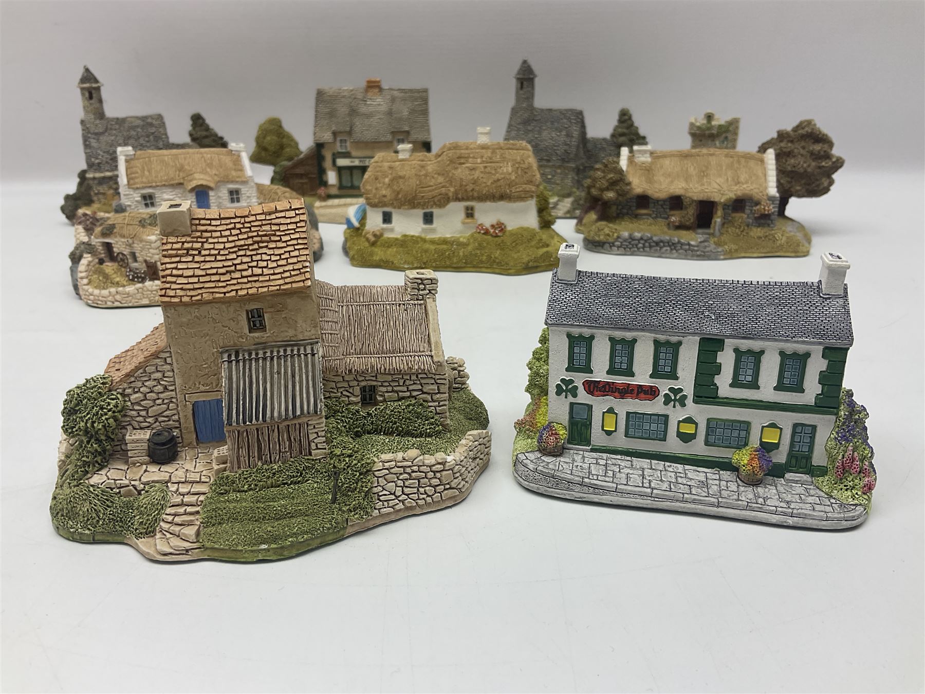 Sixteen Lilliput Lanes from the Irish Collection, to include Kilmore Quay, Causeway Cottage, Blarney Castle, Quite Cottage etc, all with boxes and deeds 