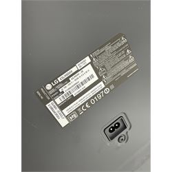 LG 43LH604V 43'' television with remote