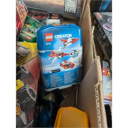 Lego, Mega Blocks and Ban Bao building bricks sets, including Lego 75111 Darth Vader, Mega Blocks Collectors Series Call of Duty, Lego Marvel Super Heroes 4529 Iron Man, Ban Bao racing cars, etc all boxed