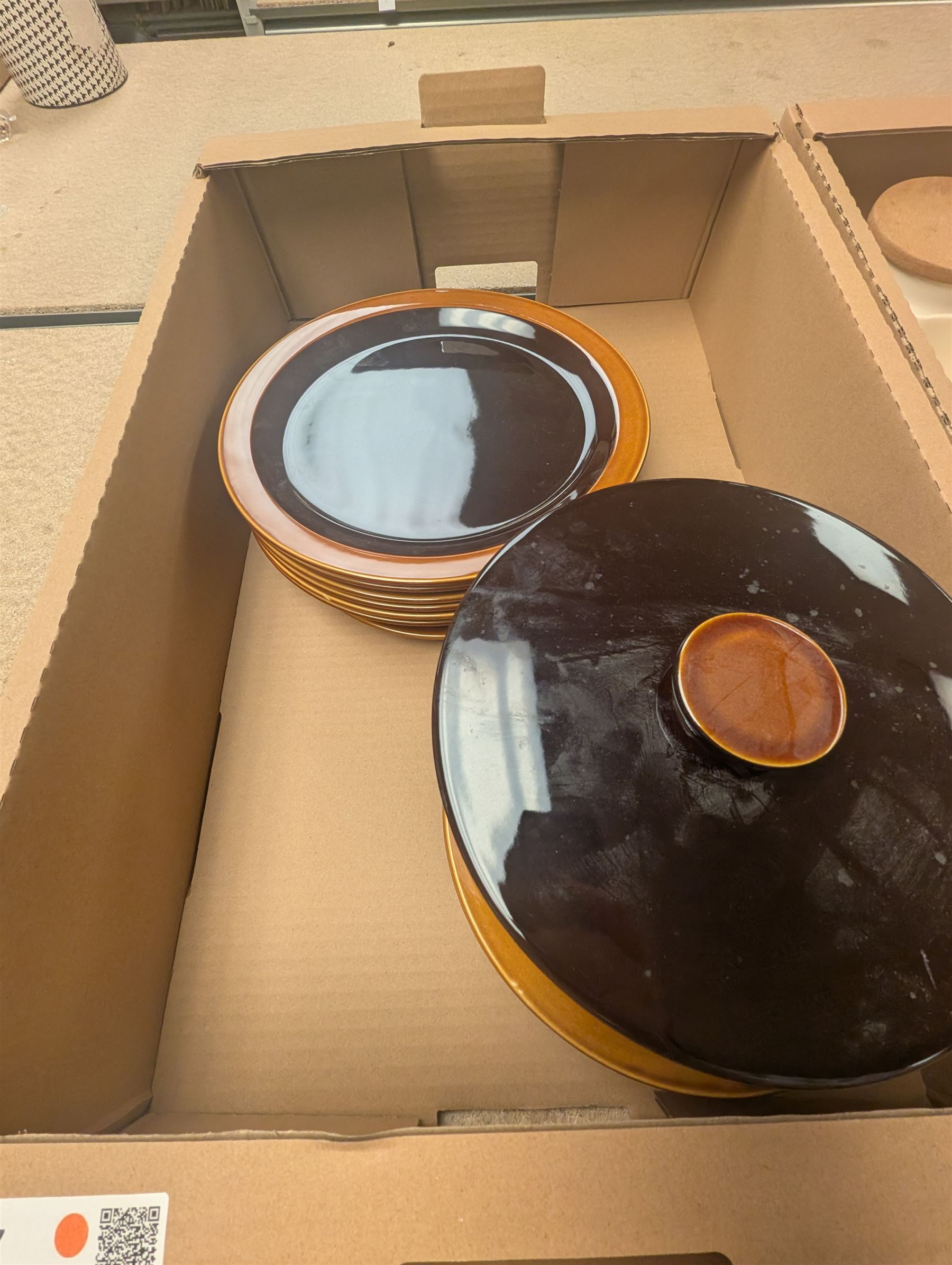 Collection of Hornsea pottery, to include green glazed bird ashtray designed by John Clappison, Bronte pattern part tea and dinner service, including butter dish, teapot, tureen, platter, dinner plates, side plates, oil and vinegar bottles, Heirloom pattern butter dish, etc