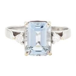 18ct white gold aquamarine and diamond ring, single emerald cut aquamarine of approx 1.50 ...