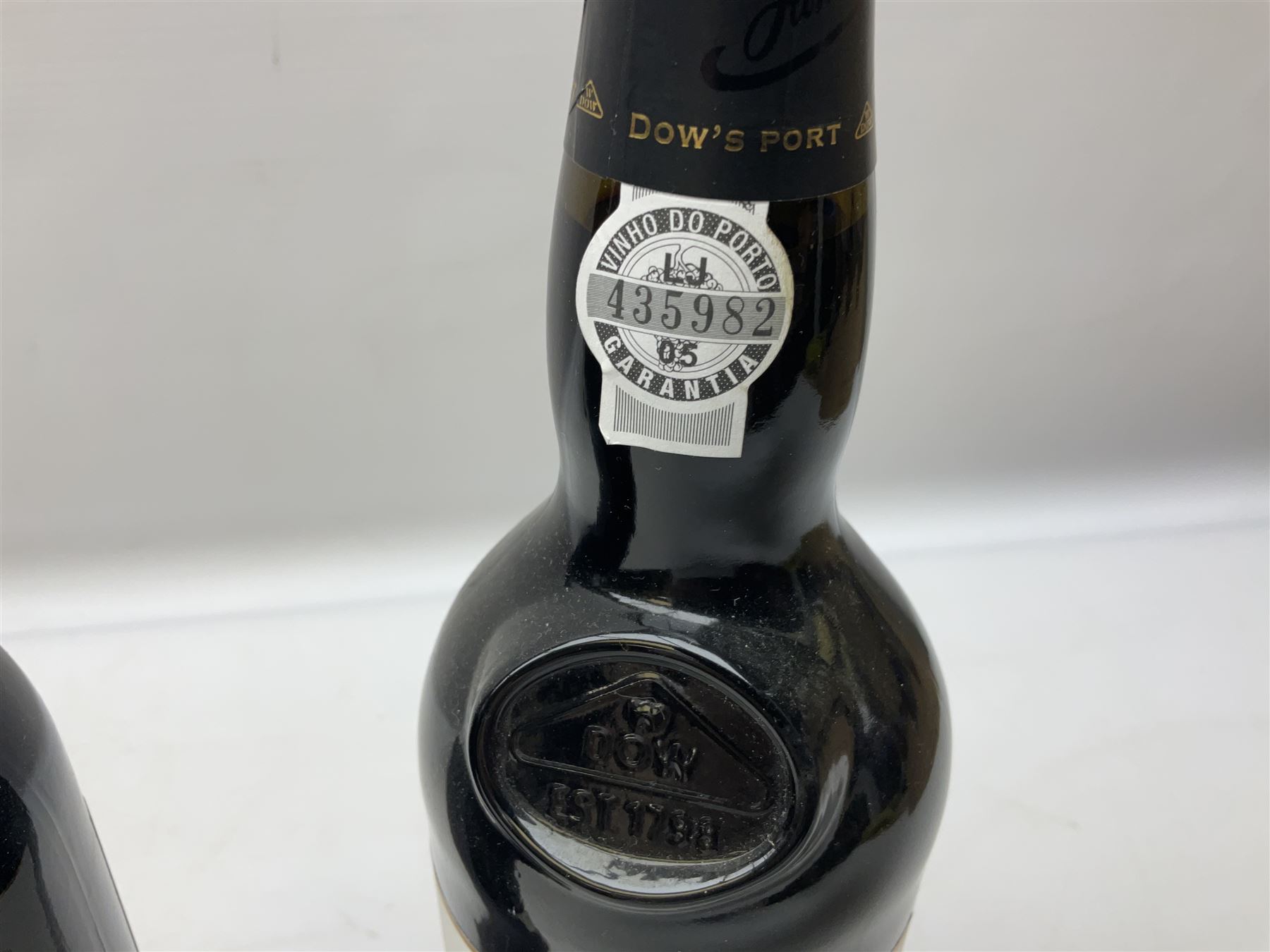 Dow's Trademark Finest Reserve Port, 75cl 20% vol, mixed red wines, two bottles Cuvee Du Vatican Cotes-du-Rhone Reserve de l'abbe 2016, 750ml 14%, Corsiero Nero Nero di Troia 750ml 13% vol and six others of various contents and proofs (9)