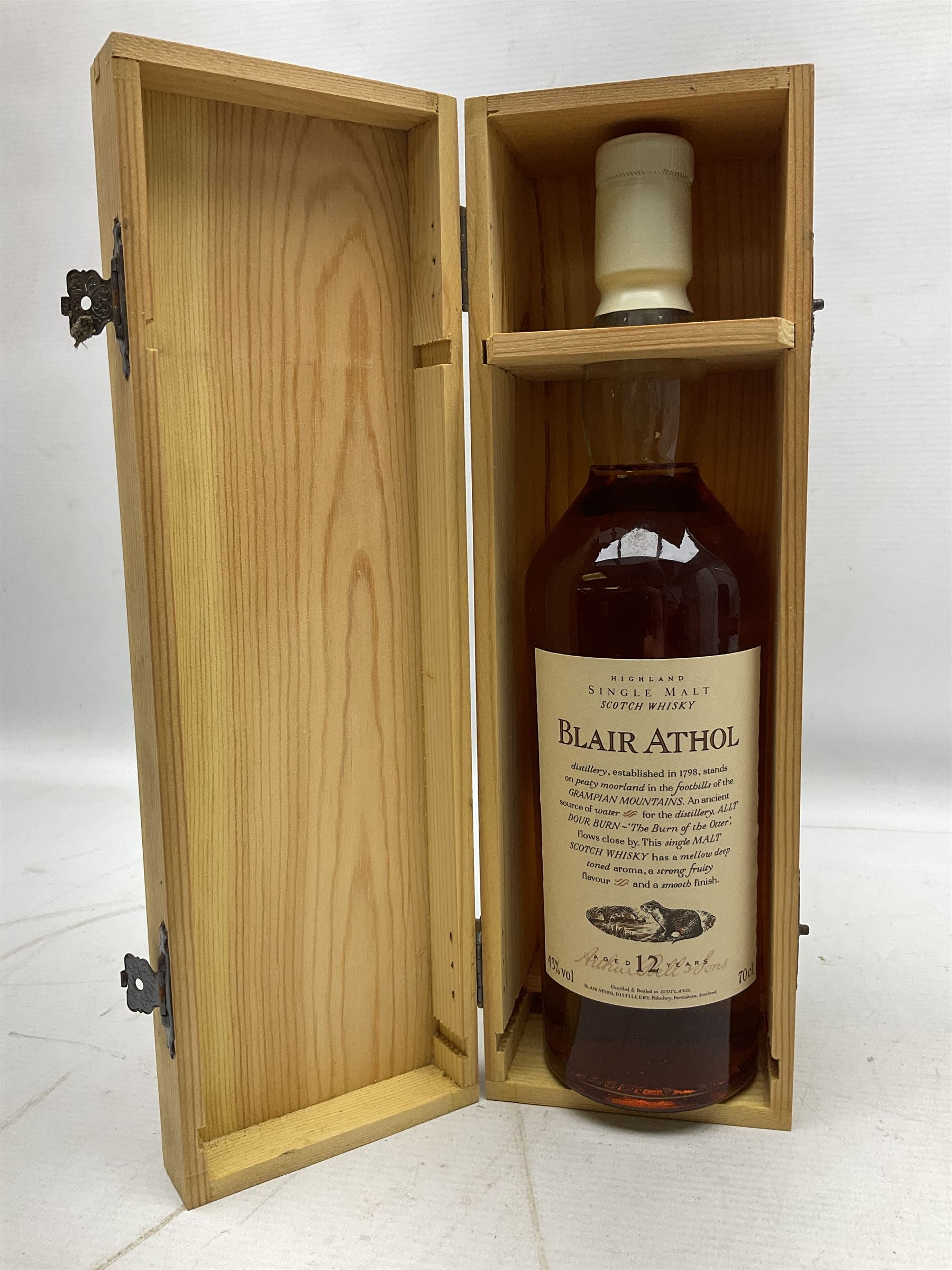 Blair Athol Aged 12 Years Single Malt Scotch Whisky 70cl, 43%, in wood box