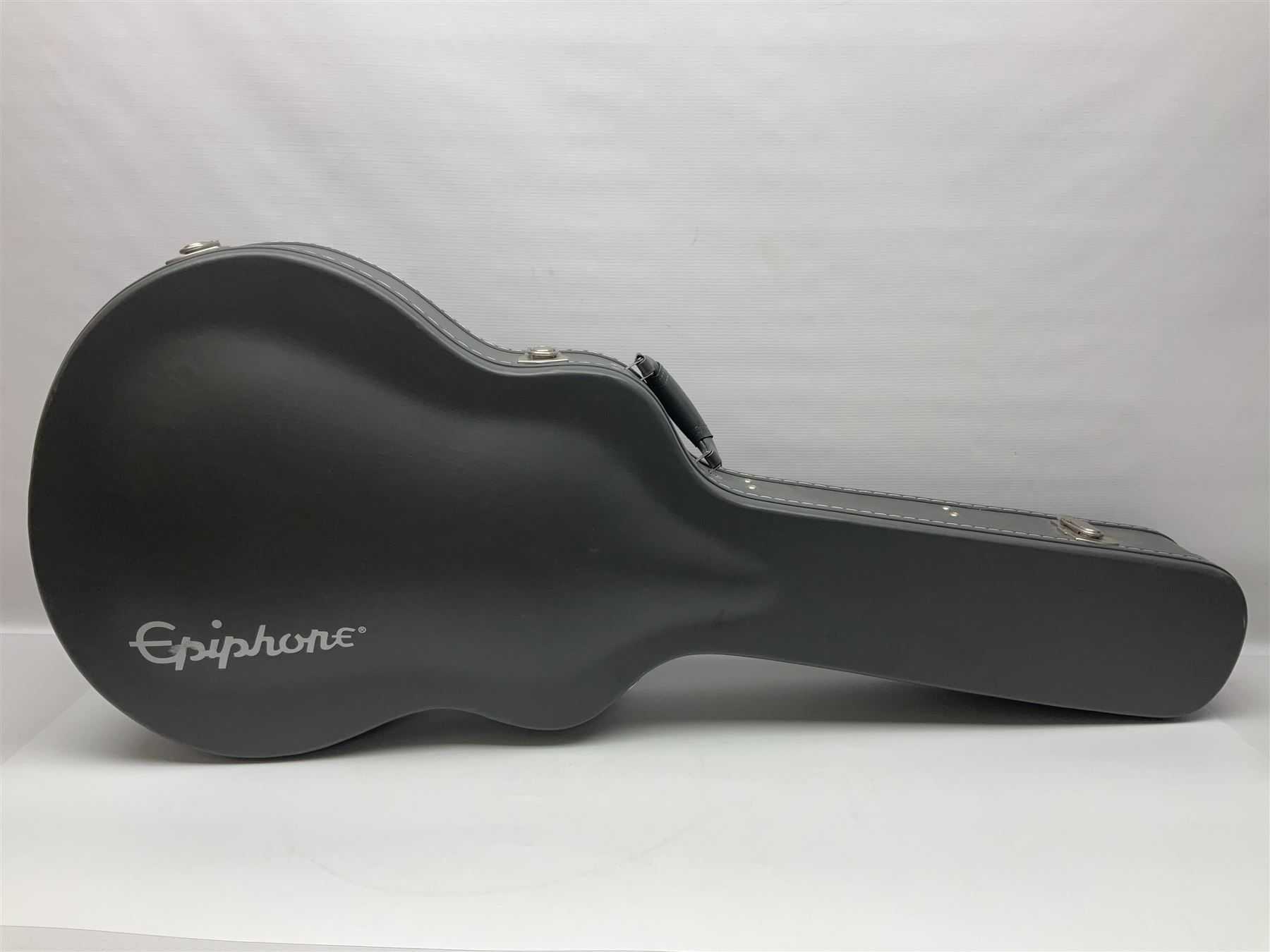 Epiphone Casino NA semi-acoustic guitar with natural maple finish and P90 pick-ups, serial no.19061529340, L105cm overall; in original hard carrying case