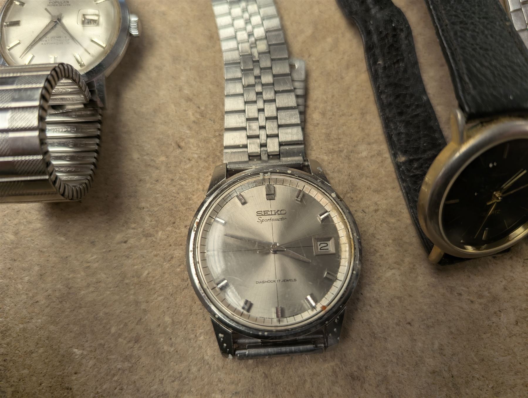 Seiko Sportsmatic gentleman's stainless steel wristwatch Seiko automatic wristwatch, Larex manual wind wristwatch and one other quartz
