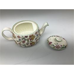 Minton Haddon Hall pattern tea set, comparing teapot, two tea cups and saucers (5)
