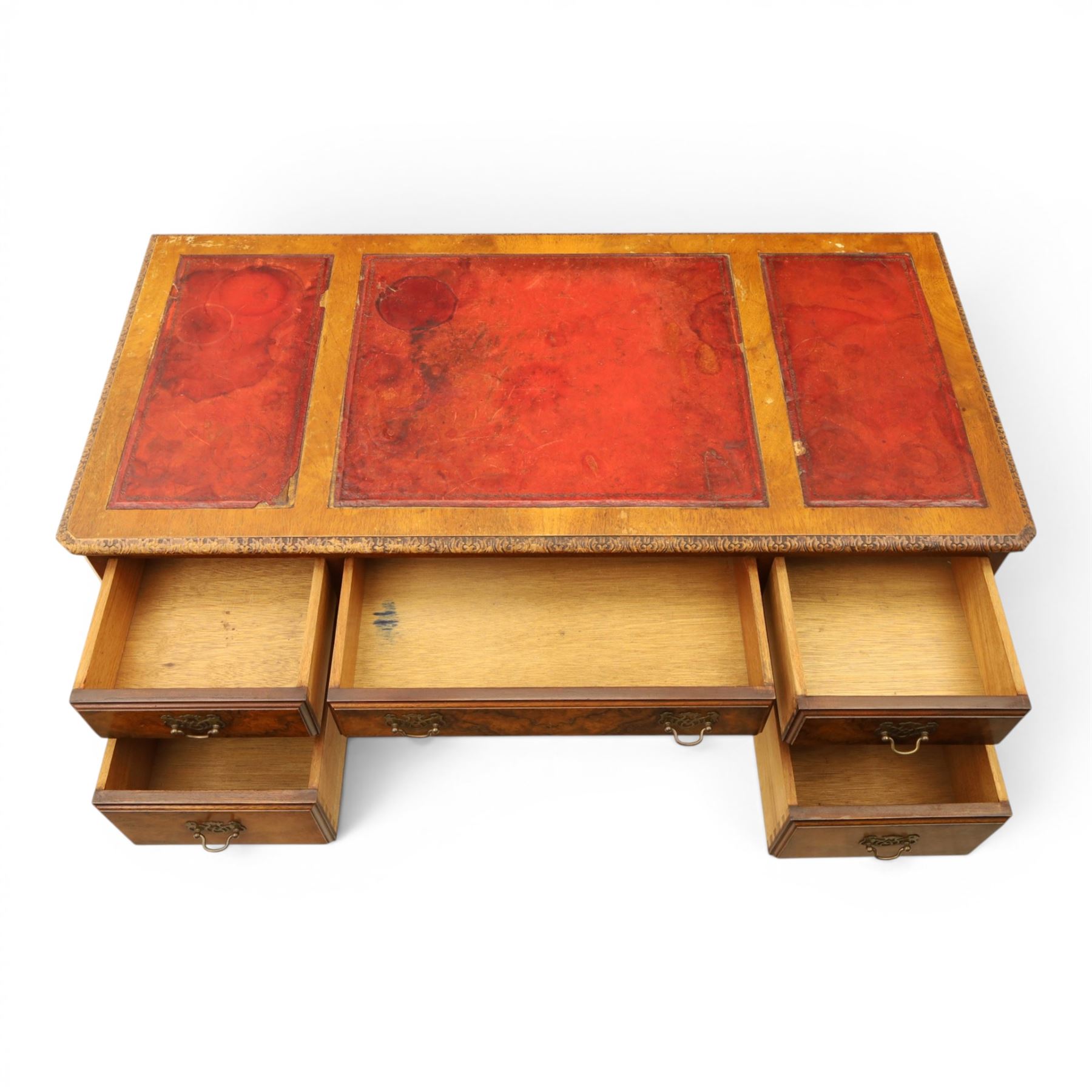 Early 20th century Queen Anne design figure walnut desk, triple inset leather writing surface, fitted with five drawers