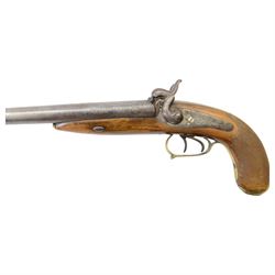 19th century double-barrelled percussion pistol the side by side barrels engraved with Arabic script, engraved with floral motifs, chequered wooden grip with engraved brass butt cap, L37CM