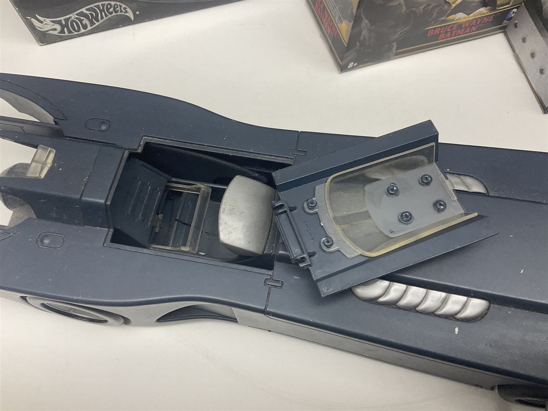 Eaglemoss Batman Universe Collector’s Bust ‘Rebirth Cowl’ with ten further Batman boxed and loose vehicles, figures and collectables to include Metals Die-Cast, Mattel, Hot Wheels etc, in two boxes