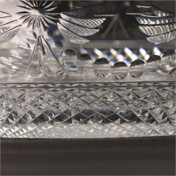 Stuart crystal Beaconsfield pattern fruit bowl D30cm