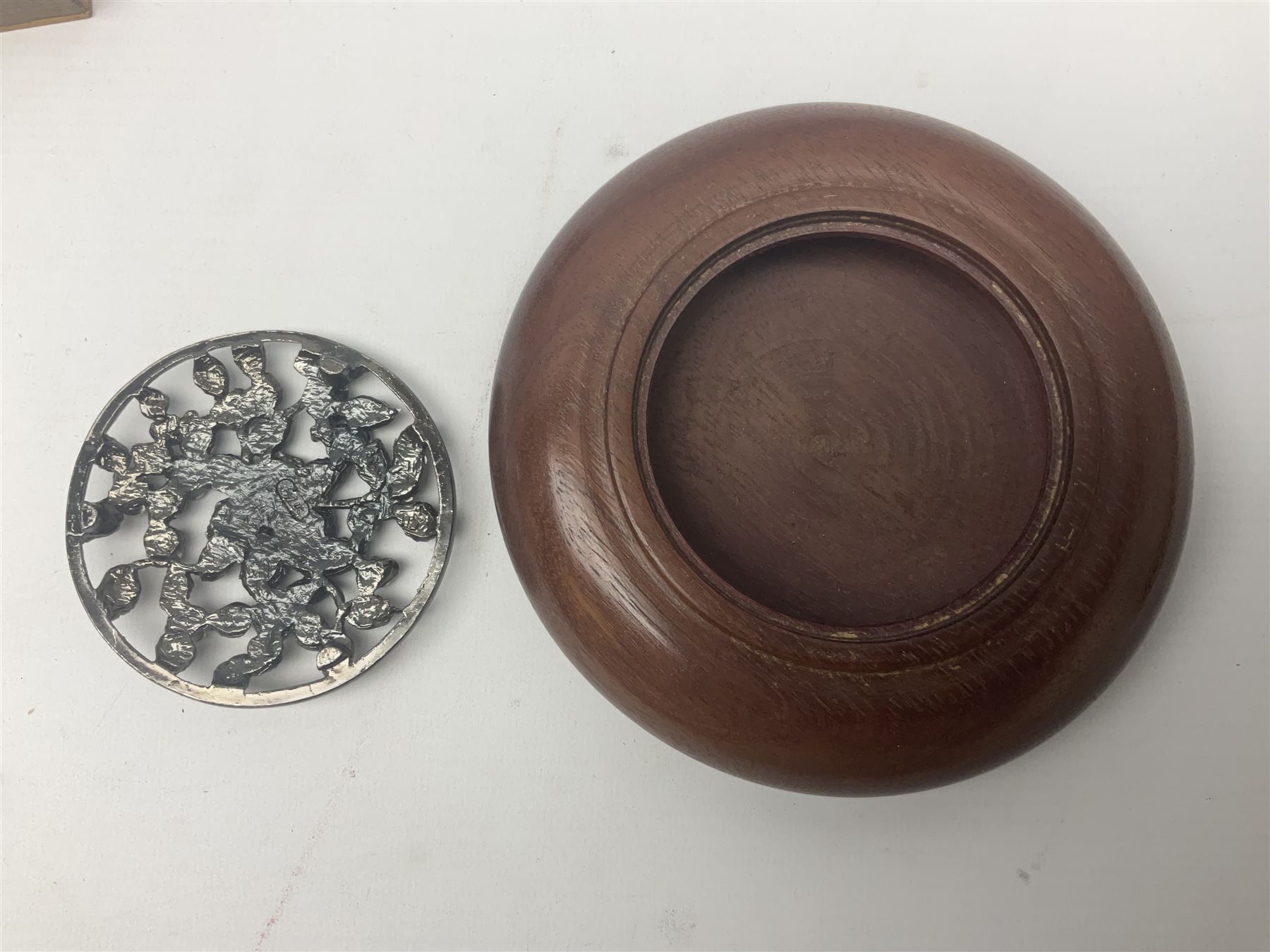 Two Mauchline ware boxes, comprising case modelled as a book depiciting The Ancient Entrance Gate, Stirling Castle, and lidded jar depicting Hythe Church, The Crypt, together with Russian lacquer box and other wood pot pourri bowl