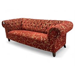 Late 20th century upholstered Chesterfie