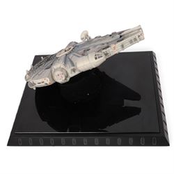 Code 3 Collectibles Star Wars Millennium Falcon  1:80 scale diecast replica, on display plinth with acrylic case, boxed, case H23cm, W40cm