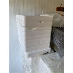 Large quantity of polystyrene food boxes, trays, sandwich trays, plates and other - THIS LOT IS TO BE COLLECTED BY APPOINTMENT FROM DUGGLEBY STORAGE, GREAT HILL, EASTFIELD, SCARBOROUGH, YO11 3TX
