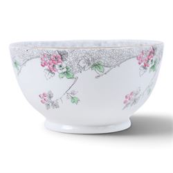 Shelley Bramble Rose pattern tea service, comprising milk jug, open sucrier, eleven cups and saucers, twelve dessert plates and two cake plates 