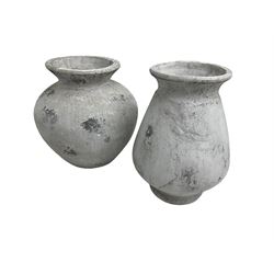 Two composite Grecian design urns or pots, in rustic white finish (D36cm & D29cm)