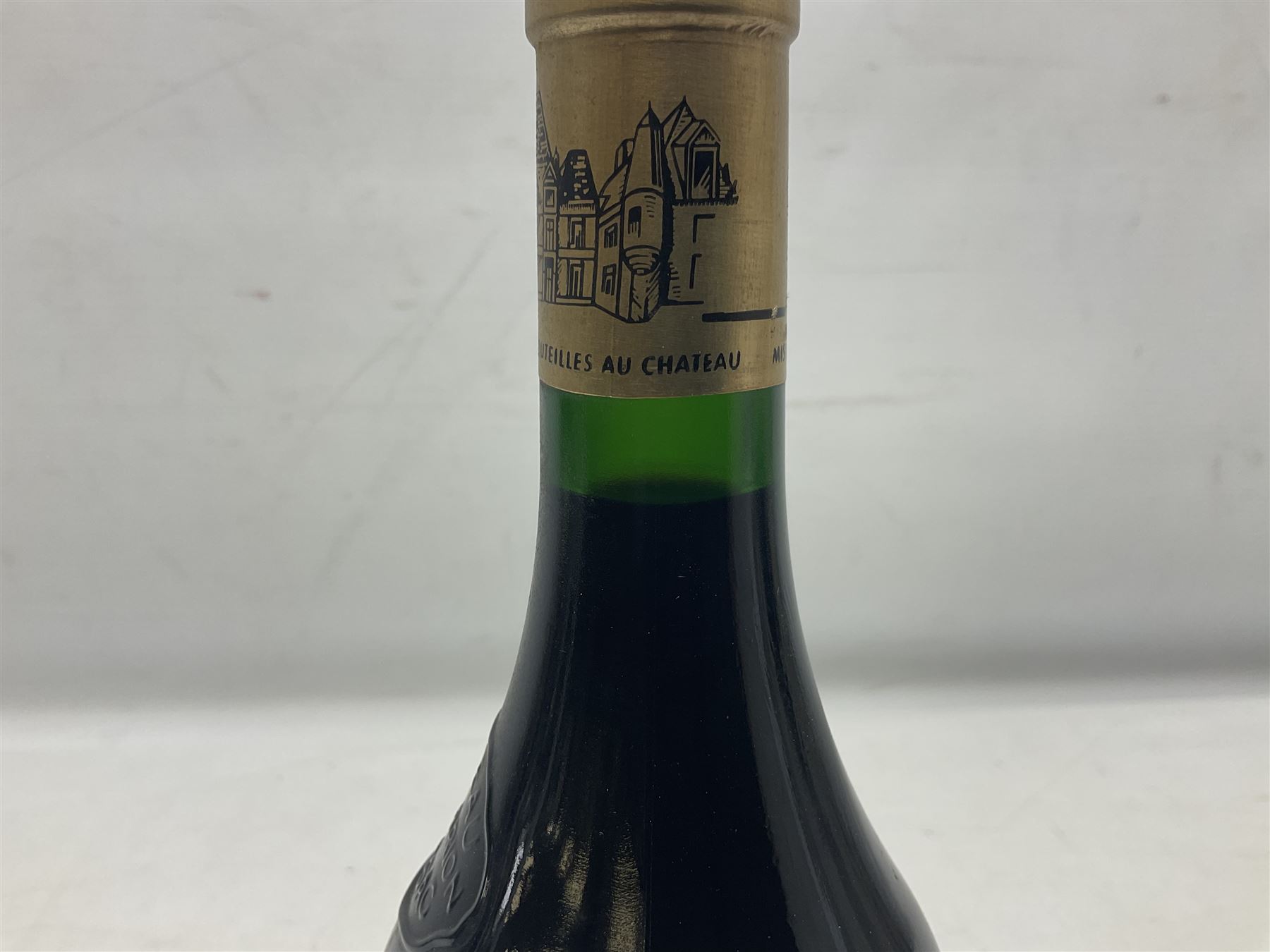Chateau Haut Brion, 1996 Grand Cru Classe De Grave Pessac-Leognan, 70cl, 13% vol