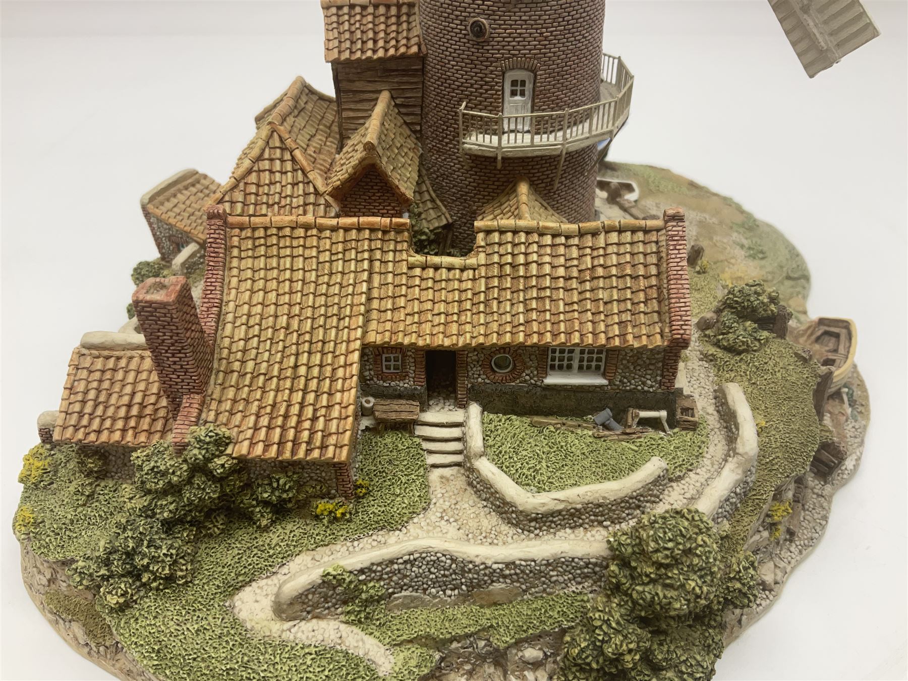 Lilliput Lane | Antiques, Collectables, Ceramics & Small Lots | 84207