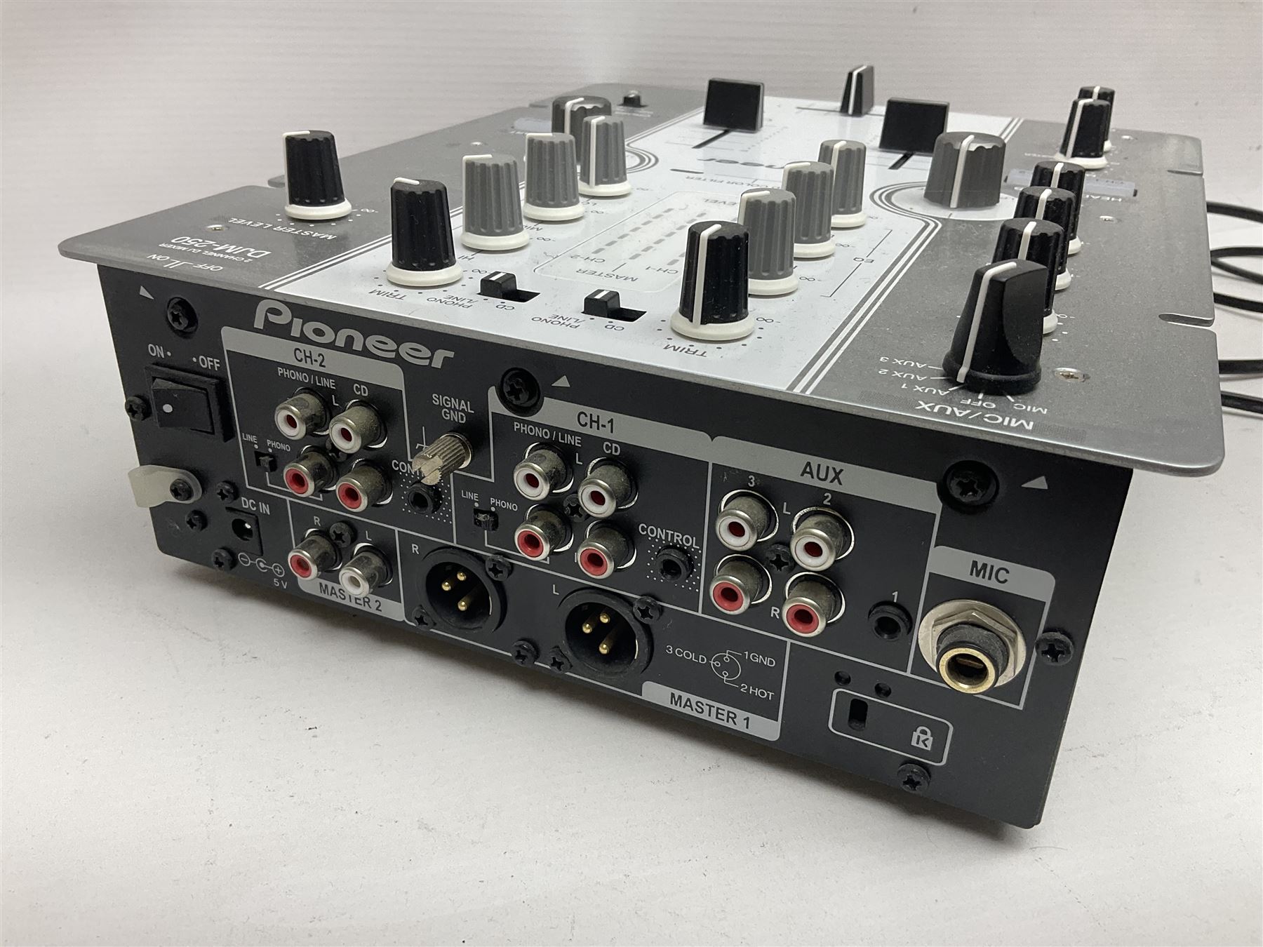 Two Stanton T62 record decks, together with a pair of Behringer MS40 speakers and a Pioneer DJM 250 2 Channel DJ Mixer
