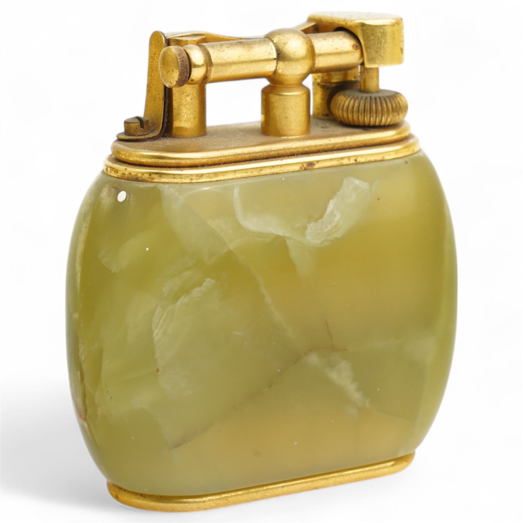 Dunhill gilt metal and onyx table lighter, H7.6cm 