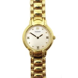  Tissot ladies's 18ct gold quartz bracelet wristwatch, mother of pearl dial No.T73.3.107.73, stamped 750  