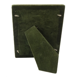 Harrods Ltd silver mounted green velvet lined photograph frame, Sheffield 1993, overall 21cm x 16cm