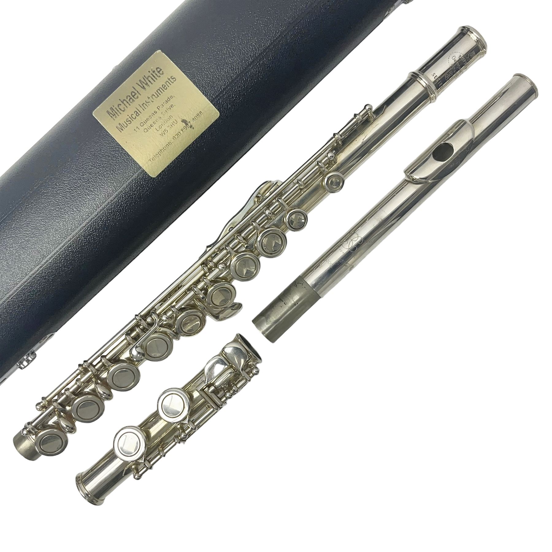 Buffet Crampon & Co Cooper Series II silver plated flute, serial no.020804739; in fitted hard case and outer carrying case