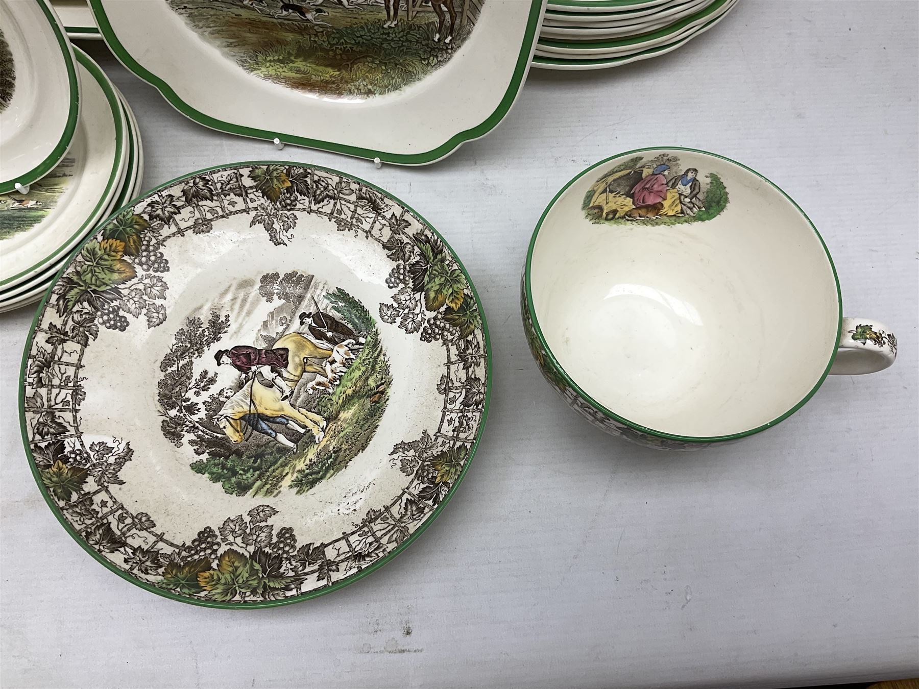 Collection of Copeland Spode hunting scenes dinner wares, after J. F. Herring, to include dinner plates, side plates, graduated serving platters, lidded box etc, together with Spode's Byron breakfast cup and saucer, all with printed marks beneath (29)
