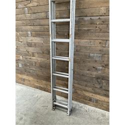 Clima pair extending aluminium ladders - 3.1m closed, extended 5.6m