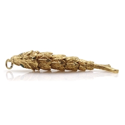 9ct gold articulated fish pendant, hallmarked