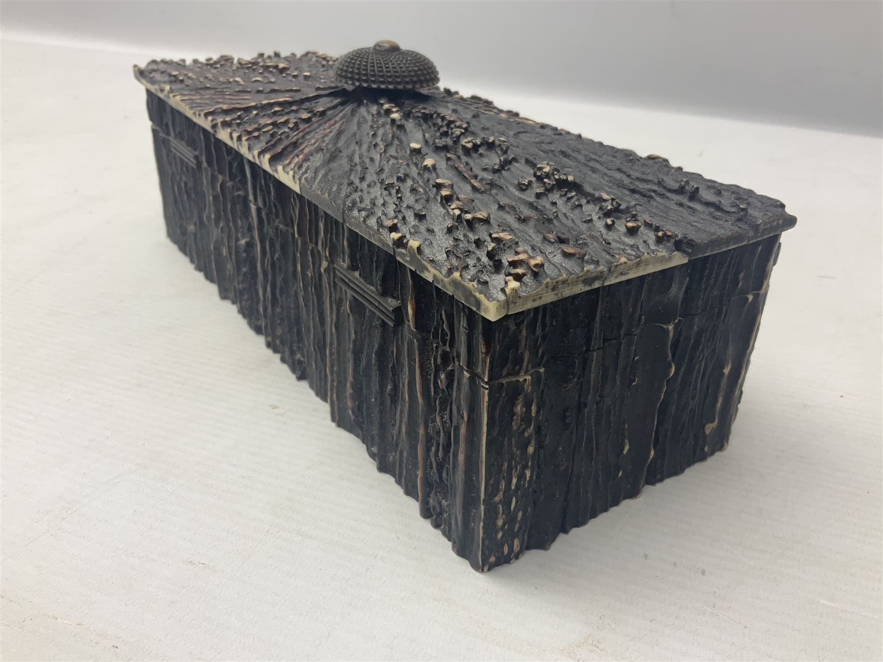 19th century elk horn and cedar wood box, with carved finial, H12cm, L27cm