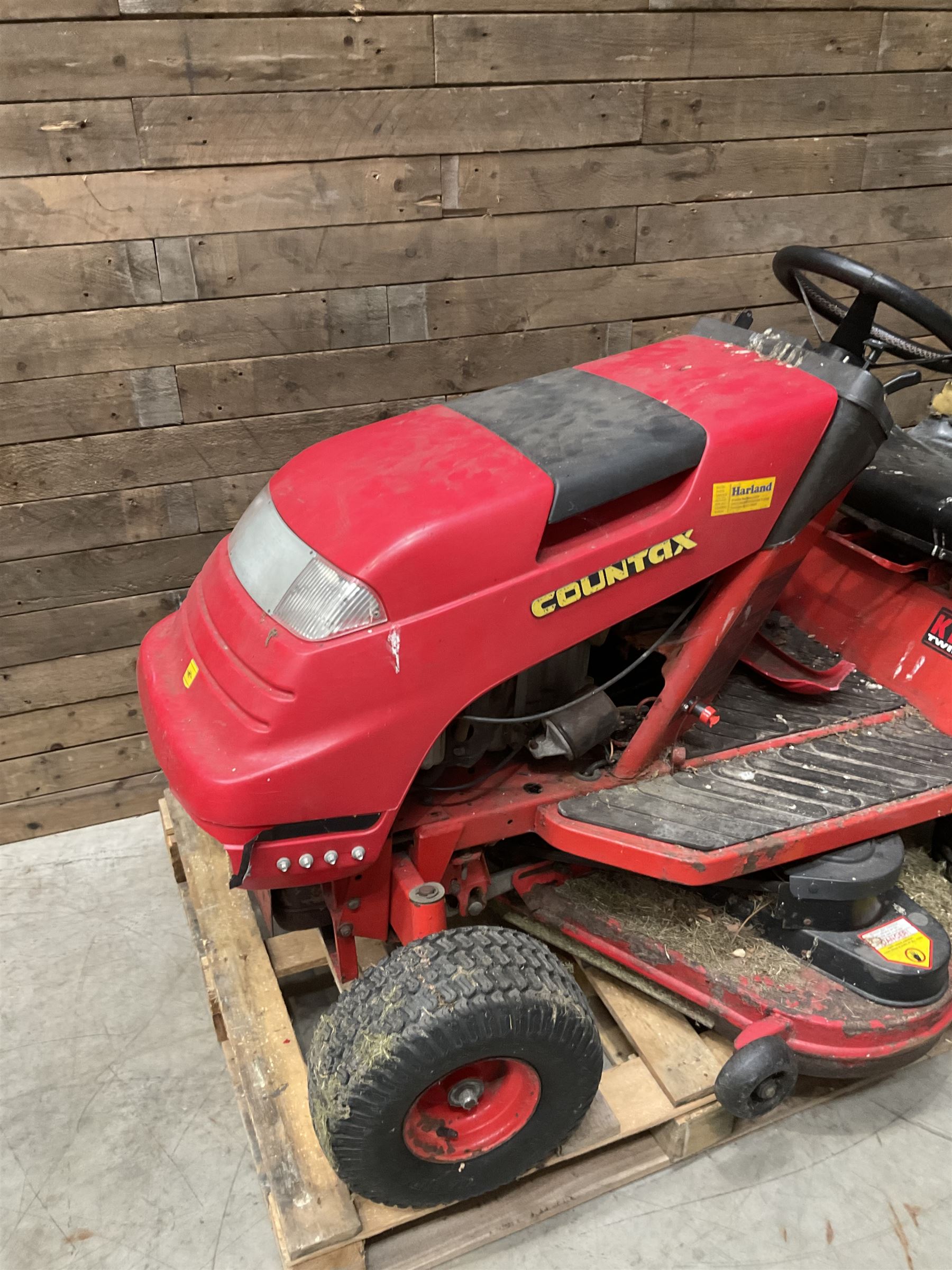 Countax K18 Twin ride on lawnmower 42” cut, with trailer and attachment 