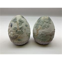 Set of five Lladro limited edition easter eggs for the years 1993, 1994, 1995, 1996 and 1997, sold in the USA only, all with original boxes, H11cm 